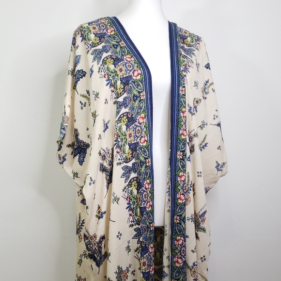 Angie Tops - ANGIE NWOT Floral Garden Long Kimono Top M
